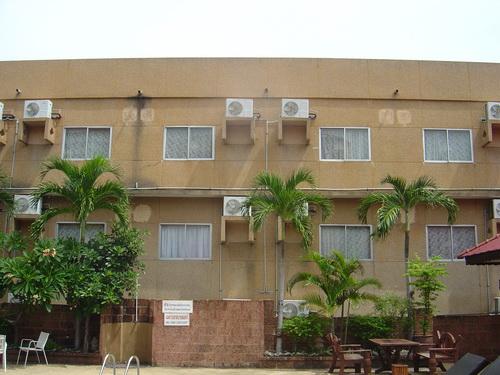 b40.jpg